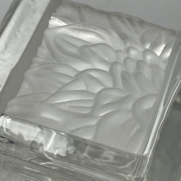 Partylite Floral Frosted Cube Candle Holder‎ - Picture 6 of 7